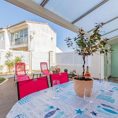 Moderne Et Coloree A Tatil Evi Jard-sur-Mer